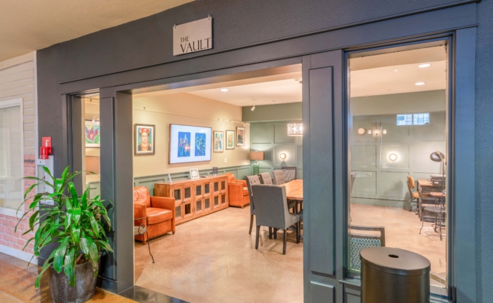 Senior Living Dining Area