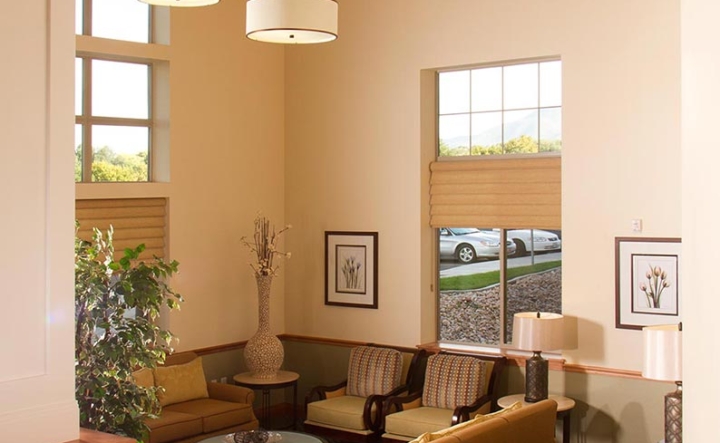 Fairfield_entry-sittingroom