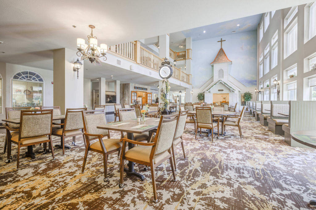 Wheatland_Village_dining