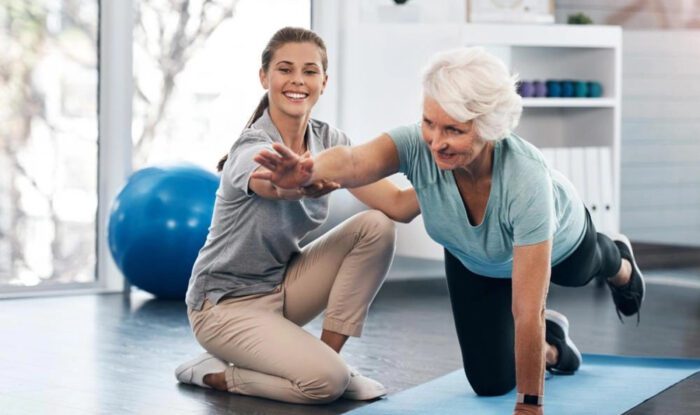 post-acute_woman-exercising-with-trainer