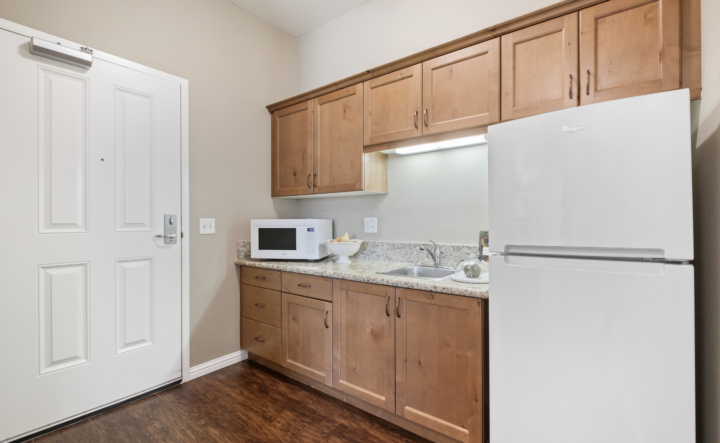 Senior living private kitchen