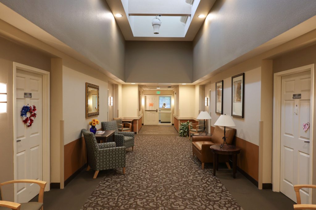 Lakeview Commons - Hallway - Generations LLC