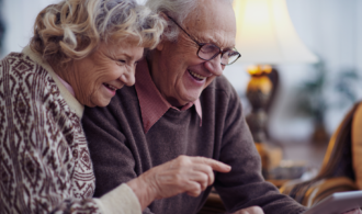 A couple navigates AI in Senior Living